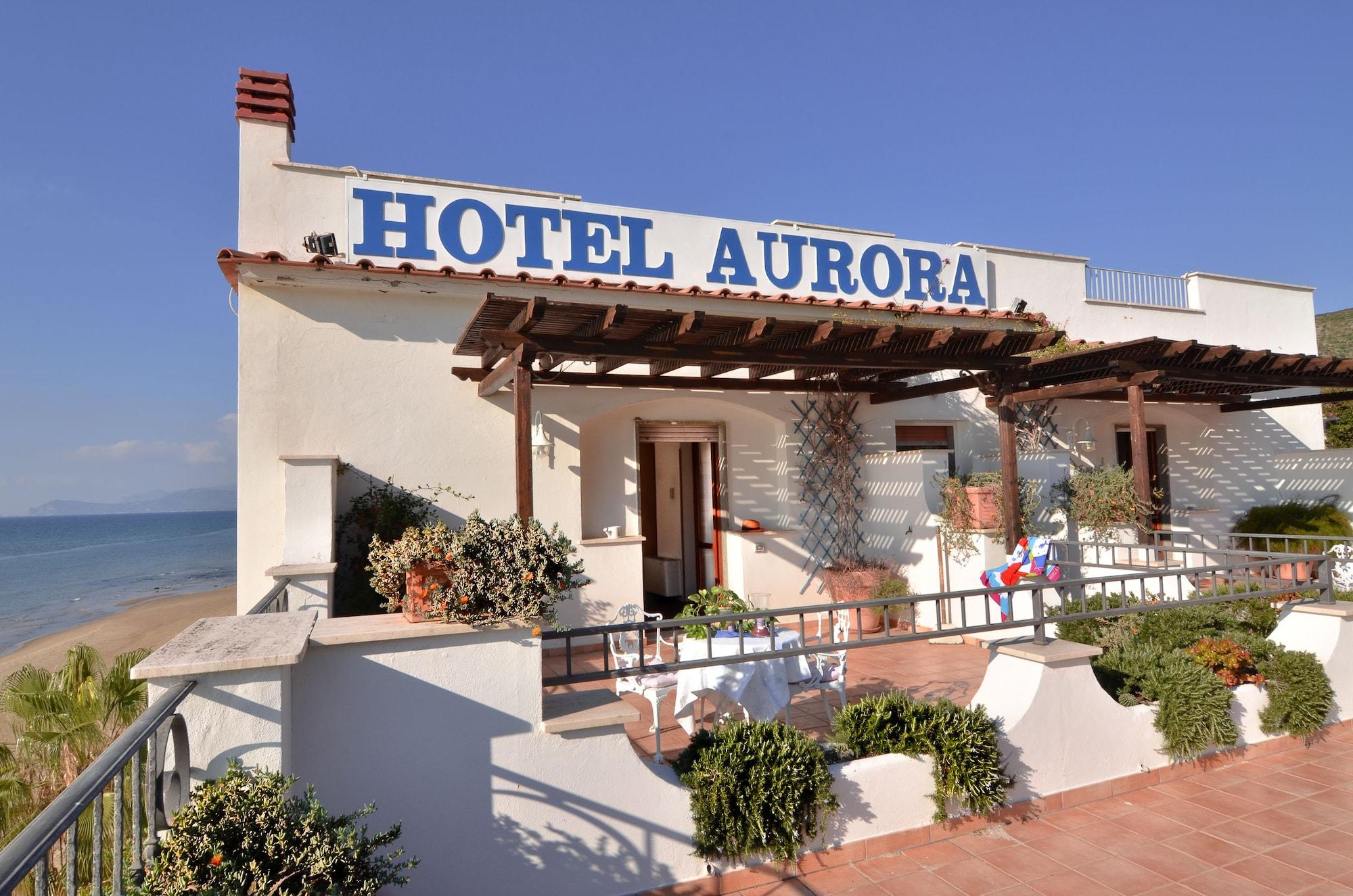 Hotel Aurora Sperlonga Buitenkant foto